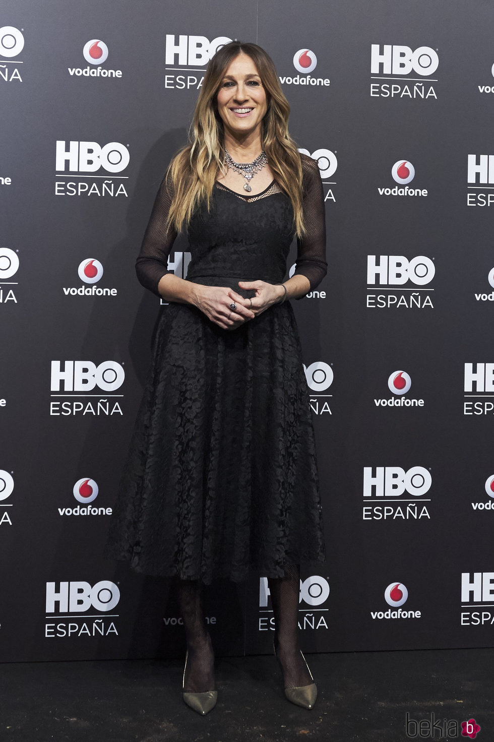 Sarah Jessica Parker con un vestido lady en la celebración del lanzamiento de HBO España en Madrid