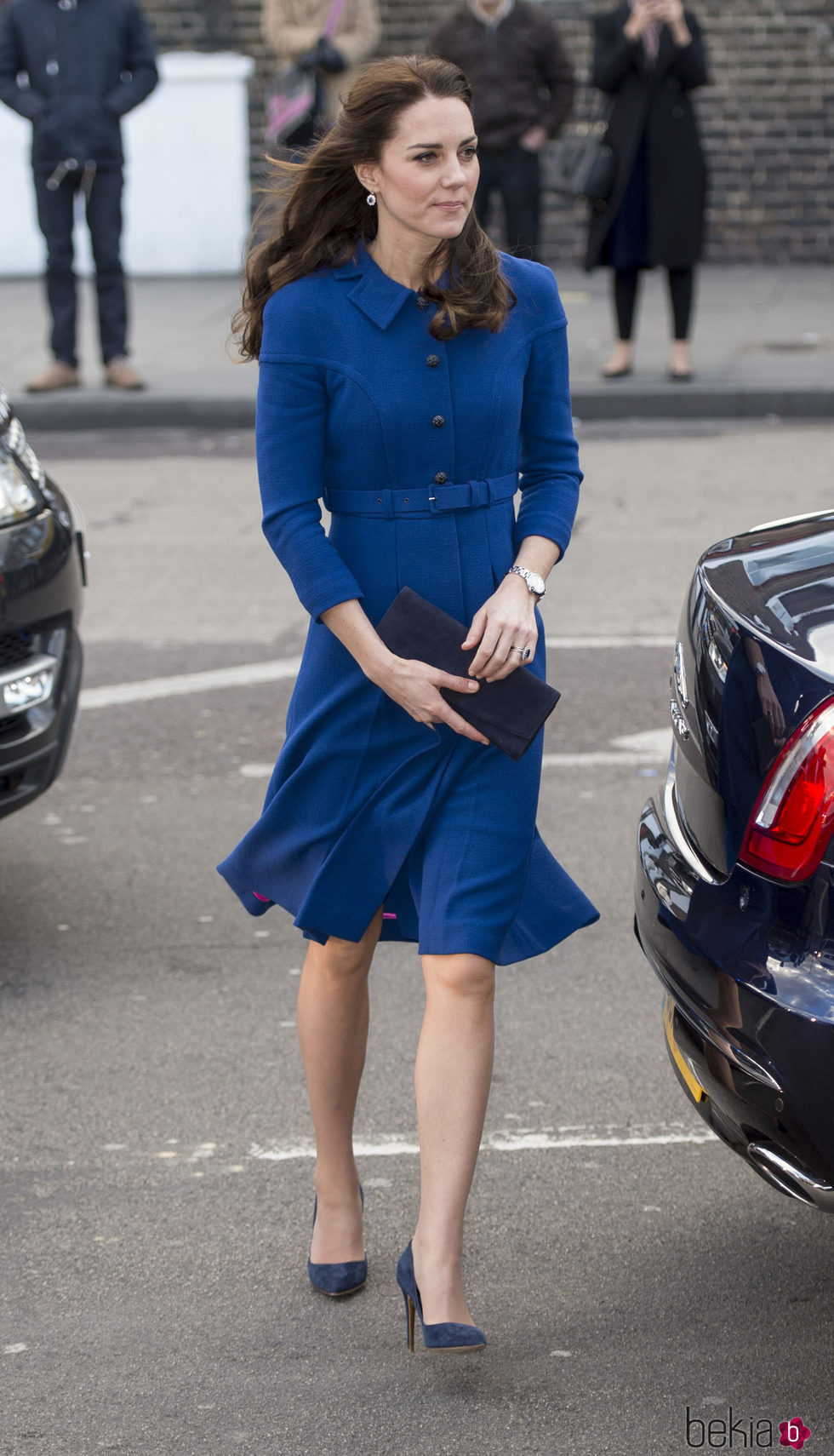 Kate Middleton con un look british volviendo al trabajo