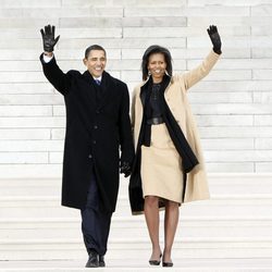 Michelle Obama con un total look con su marido Barack Obama en el 2009