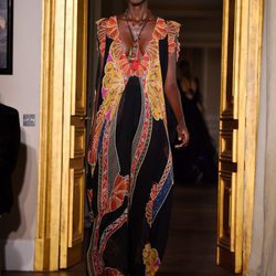 Vestido estampado de Schiaparelli en la Semana de la Alta Costura de París primavera/verano 2017