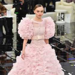 Vestido vaporoso en rosa pastel  Chanel en la Semana de la Alta Costura primavera/verano 2017