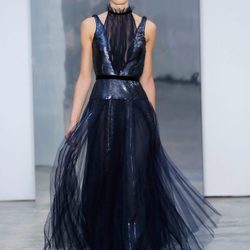 Vestido brilly de Carolina Herrera otoño/invierno 2017/2018 en la New York Fashion Week