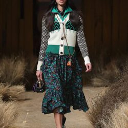 Falda midi floral de Coach otoño/invierno 2017/2018 en la New York Fashion Week