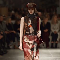 Vestido estampado de Prada otoño/invierno 2017/2018 en la Milán Fashion Week