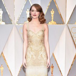 Emma Stone con un look vintage en los Premios Oscar 2017