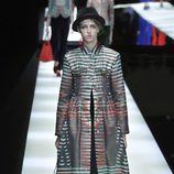Abrigo oversize de Giorgio Armani otoño/invierno 2017/2018 en la Milán Fashion Week