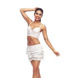 Cristina Pedroche con una falda blanca de Ipanema para verano 2017