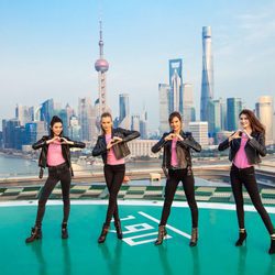 Alessandra Ambrosio, Josephine Skriver, Sui He y Ming Xi en China para promocionar el nuevo Fashion Show de Victoria's Secret