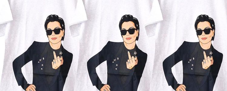 Camisetas serigrafiadas con la cara de Kris Jenner de la firma de ropa de Kylie Jenner