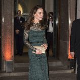 Kate Middleton con un vestido verde de encaje en Londres