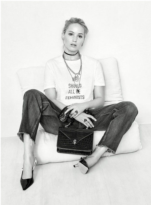 Jennifer Lawrence con la camiseta feminista de Dior primavera/verano 2017