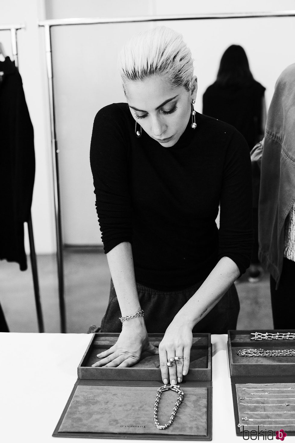 Lady Gaga con las joyas de Tiffany & Co. en su colección 'City Hardwear'