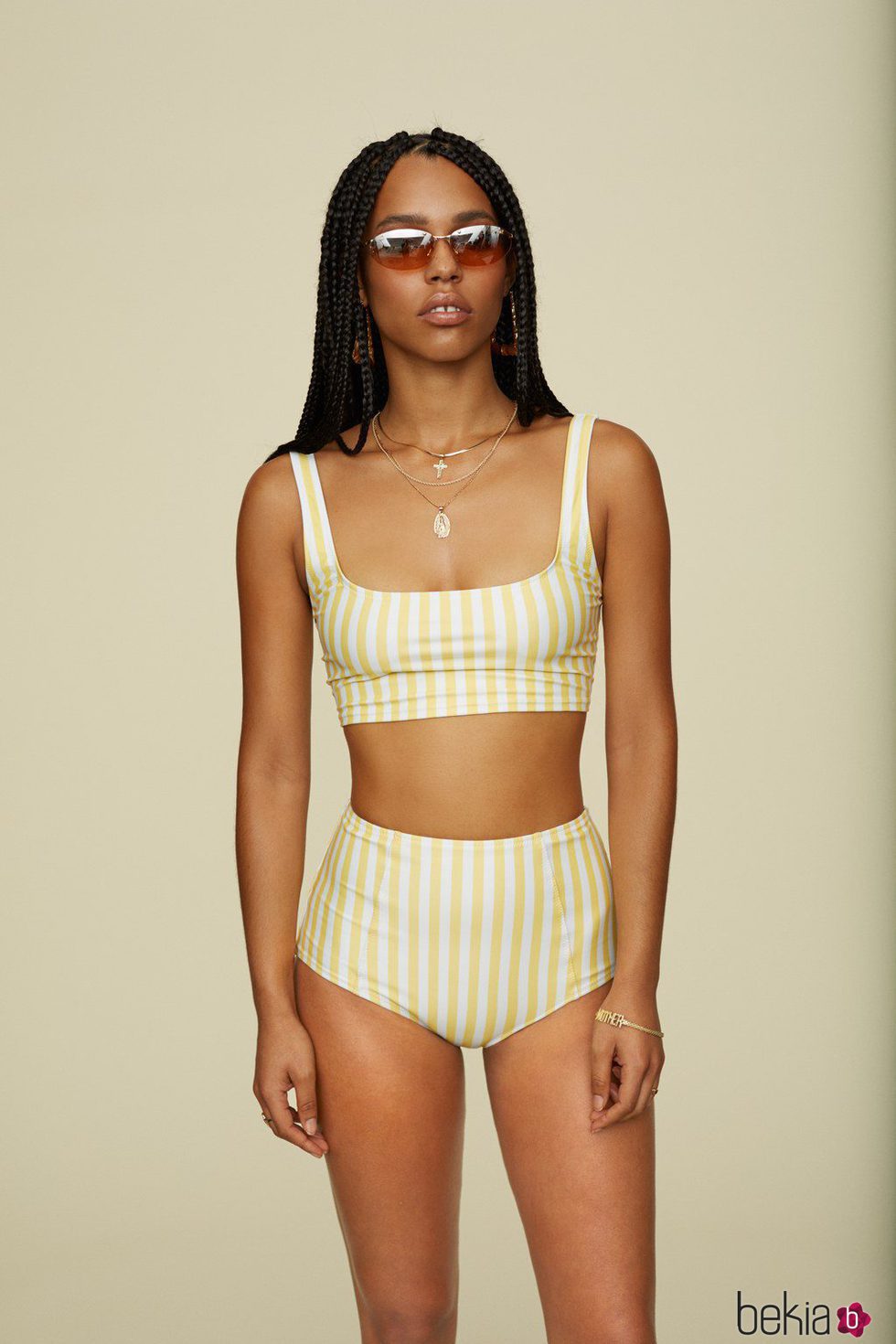 Bikini de rayas amarillas de la nueva colección de baño de Reformation 2017