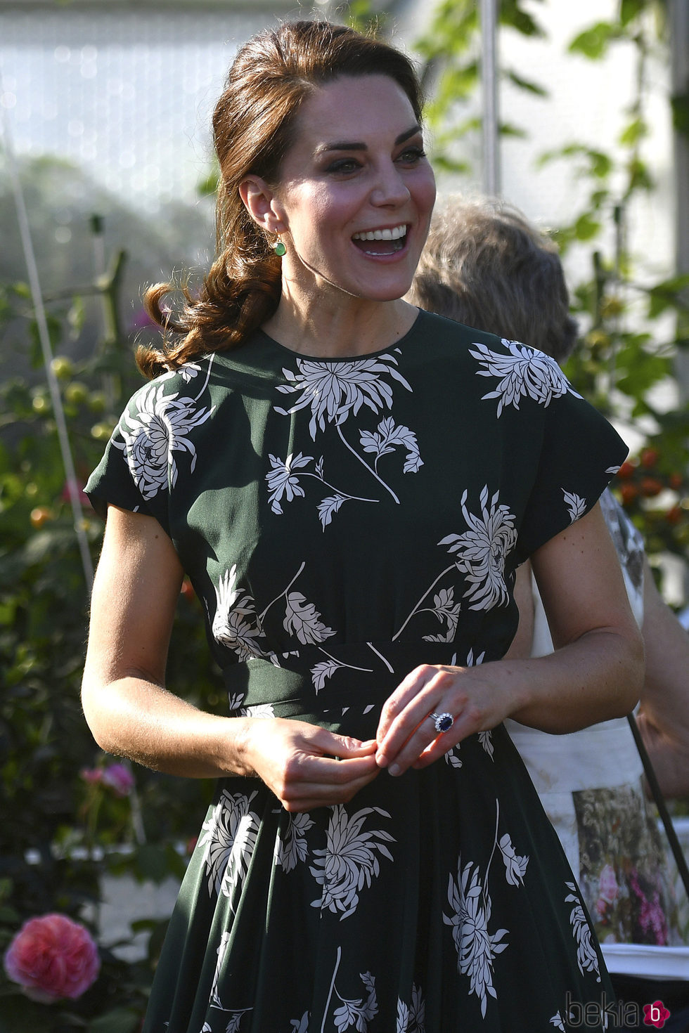 Kate Middleton con un vestido muy primaveral de Rochas