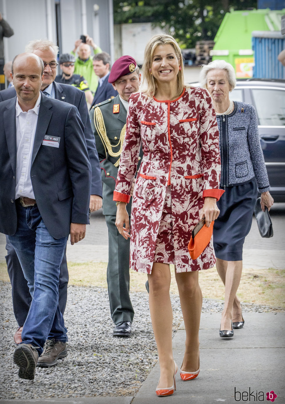 La Reina Máxima de Holanda con un vestido y chaqueta a juego