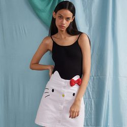 Falda con silueta de Kitty de la colección de Hello Kitty para Lazy Oaf