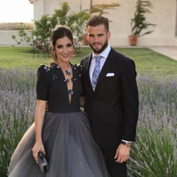 Nacho Fernández y María Cortes en la boda de Lucas Vázquez