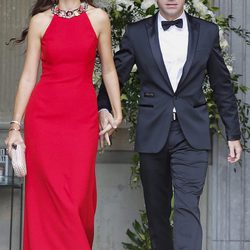 Xavi Hernández y Nuria Cunillera en la boda de Victor Valdés
