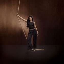 Kylie Jenner con body y pantalones deportivos de la 'Velvet Rope Collection' de Puma