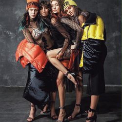 Gigi Hadid, Taylor Hill, Mica Argañaraz y Vittoria Ceretti en la campaña otoño/invierno 2017/2018 de Versace