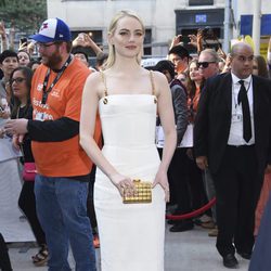 Emma Stone con un vestido blanco de Tom Ford en el Festival de Cine de Toronto