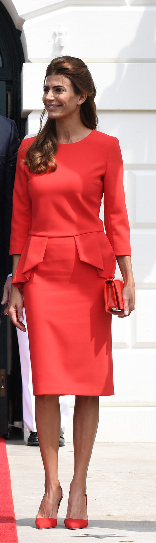 Juliana Awada con un vestido rojo en su visita oficial a Estados Unidos