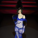 Look azul klein de Andrés Sardá primavera/verano 2018 en la Madrid Fashion Week