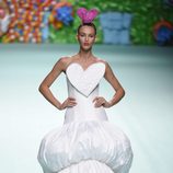 Vestido de novia de Ágatha Ruíz de la Prada primavera/verano 2018 en la Madrid Fashion Week