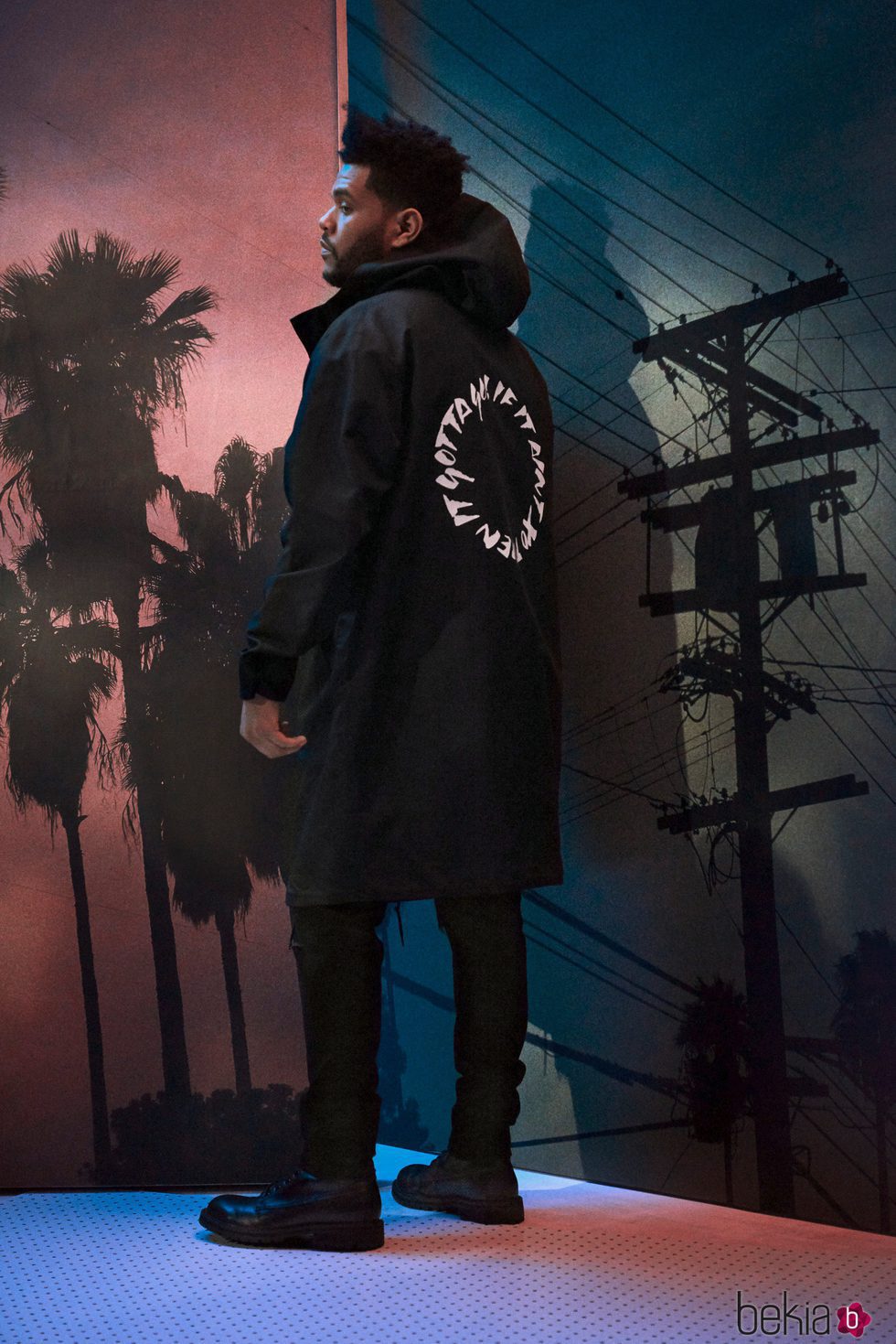 Sudadera negra larga de la nueva colección de H&M con The Weeknd otoño/invierno 2017/2018