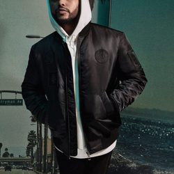 Bomber negra de la nueva colección de H&M con The Weeknd de otoño/invierno 2017/2018