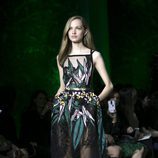 Vestido bordado de Elie Saab primavera/verano 2018 en la París Fashion Week