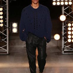 Bernabé Hardy para Isabel Marant presentan colección masculina en Fashion Week Paris temporada primavera/verano 2018