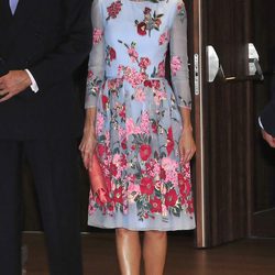 La Reina Letizia con un vestido de flores en la inauguración del Palacio de Congresos de Palma