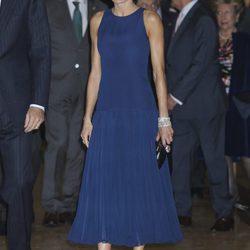 La Reina Letizia con un vestido de Felipe Varela en los premios Princesa de Asturias 2017