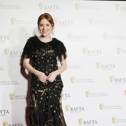 Angela Scanlon posando en los premios BAFTA escoceses