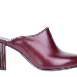 Zapato de tacón abierto de la colección de Pikolinos otoño/invierno 2017