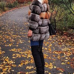 Paula Echevarría con un abrigo de pelo en su viaje a Nueva York de 2016