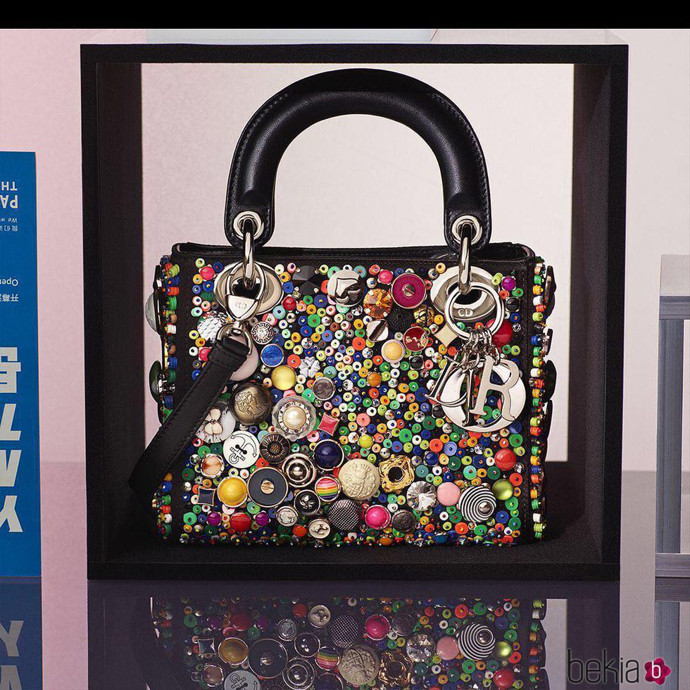 Bolso multicolor de Hong Hao de la colección 'Lady Dior Art' de Dior