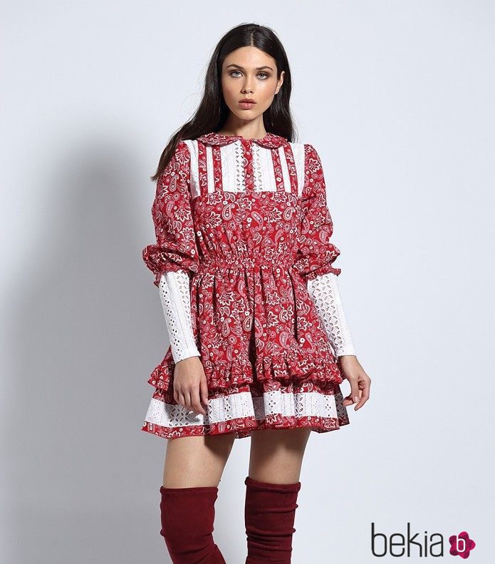 Vestido rojo de flores de Guts & Love de la colección otoño/invierno 2018