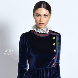 Vestido velvet de Guts & Love de la colección otoño/invierno 2018