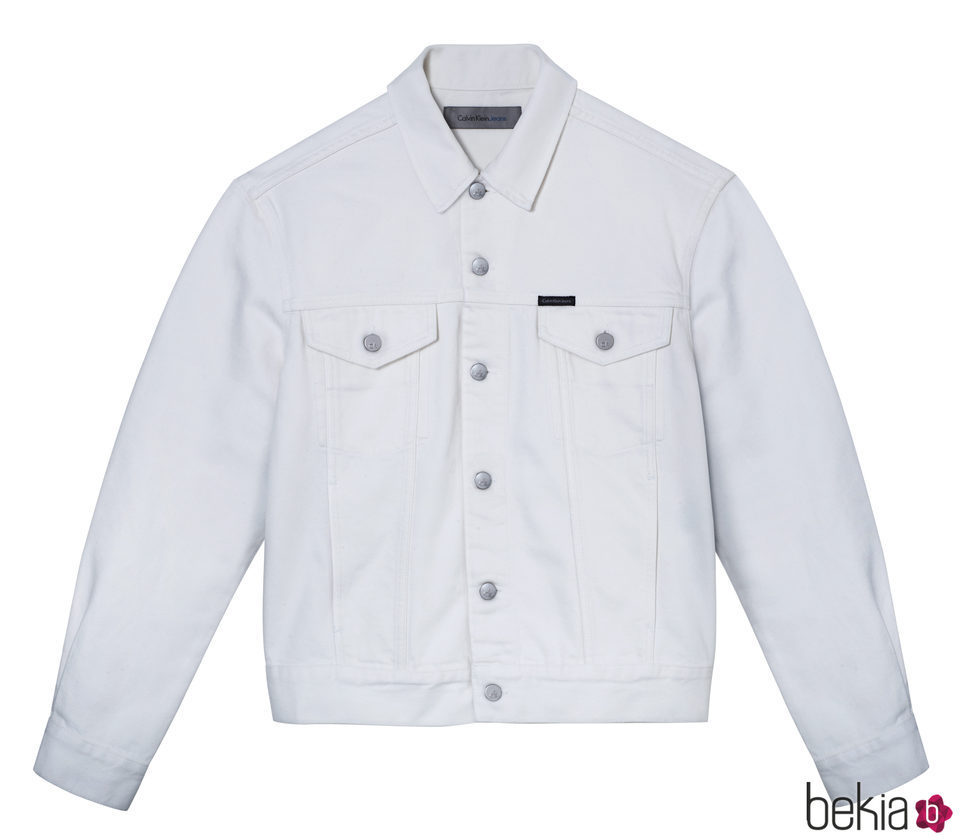 Chaqueta blanca masculina de Calvin Klein de la colección primavera jeans 2018