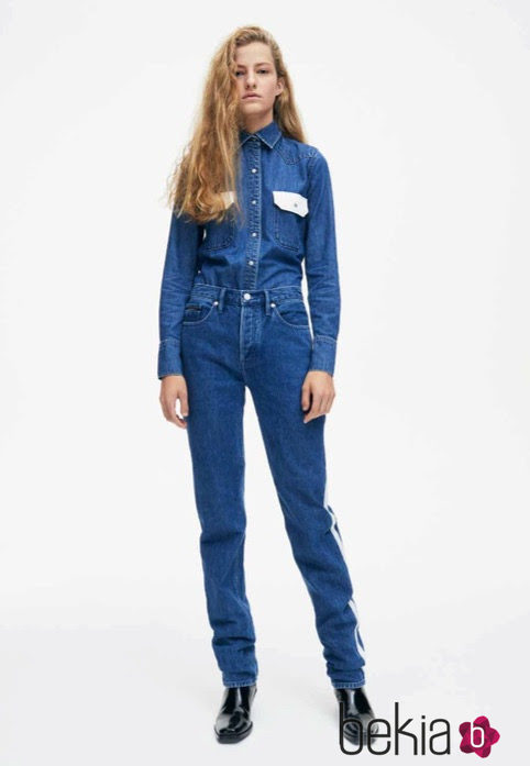 Total denim femenino de Calvin Klein de la colección primavera jeans 2018
