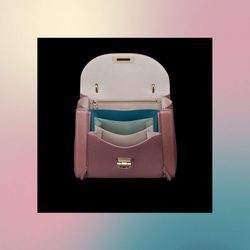 Frontal abierto de bolso rosa de la colección Pre-Spring 2018 de Salvatore Ferragamo