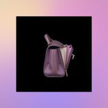 Lateral bolso lila de la colección Pre-Spring 2018 de Salvatore Ferragamo
