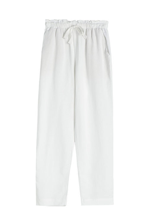 Pantalones anchos blancos de la colección Beachwear SS18 de Oysho