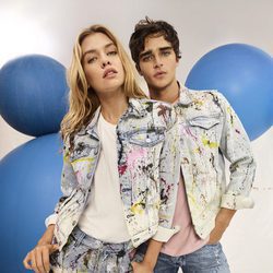 Pepe Jeans presenta su colección primavera/verano 2018 de la mano de Stella Maxwell y Pepe Barroso Silva