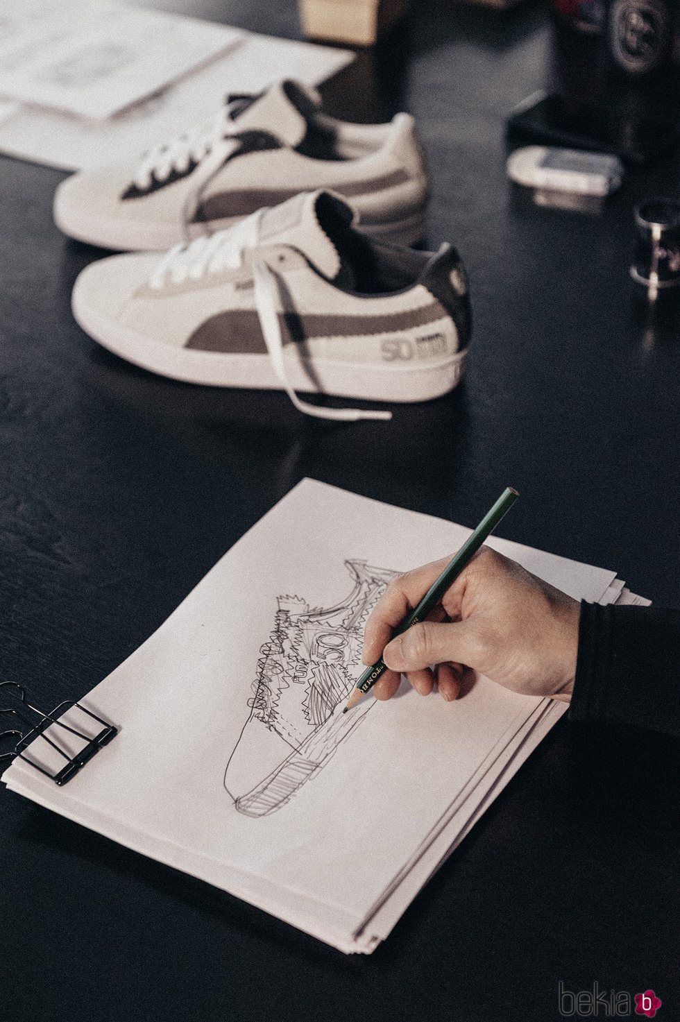 Boceto del nuevo modelo de zapatillas lanzado por Puma y Michael Lau 2018