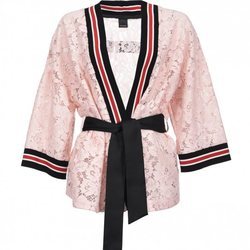 Kimono midi de encaje floral rosa de la nueva colección de Pinko de kimonos