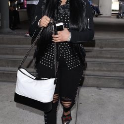 Nicki Minaj reaparece con un look de todo menos sencillo