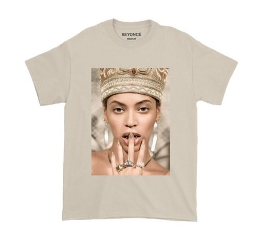 Camiseta con el rostro de la cantante de la colección de Beyoncé inspirada en Coachella